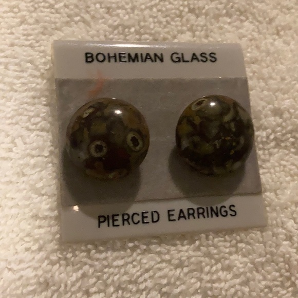 Bohemian Glass earrings - Picture 4 of 4